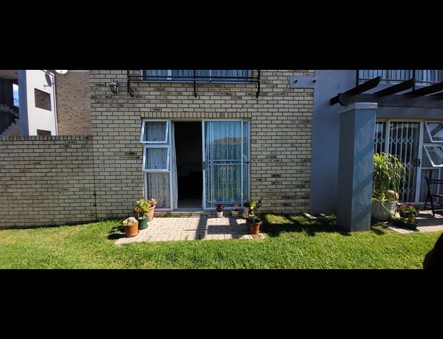 1 BEDROOM APARTMENT TO LET IN KRAAIFONTEIN EAST